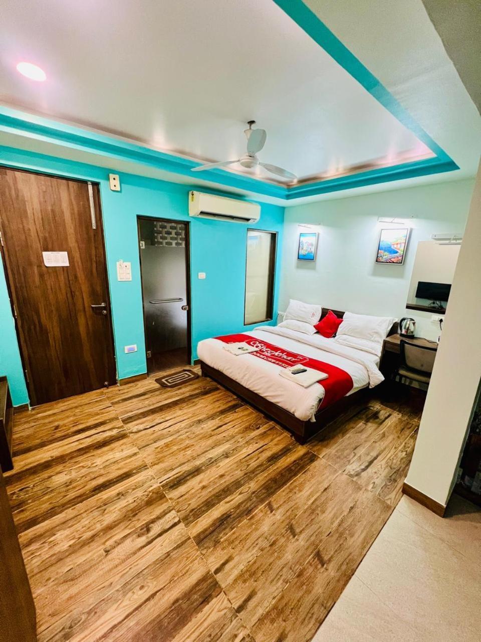 Hotel Raj Shikhar 우자인 외부 사진